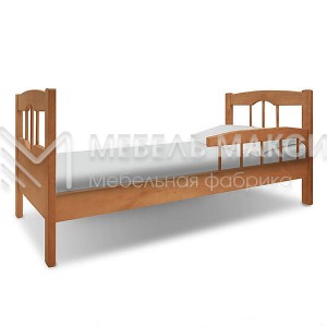 Кровать Кира из массива дерева