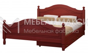 Кровать Филенка из массива дерева
