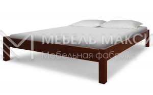 Кровать Вайона из массива дерева