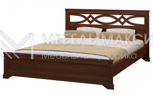 Кровать Лира из массива дерева