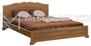 Кровать Муза-2 из массива дерева